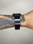 CASIO QUARTZ PRETO FUNDO BRANCO
