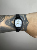 CASIO 2023 MINI PRETO FUNDO BRANCO