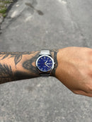 CASIO QUARTZ MT PRATEADO FUNDO AZUL