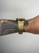 CASIO QUARTZ 2023 DOURADO FUNDO PRETO