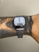 CASIO QUARTZ OCTA DIG PRATA FUNDO BRANCO